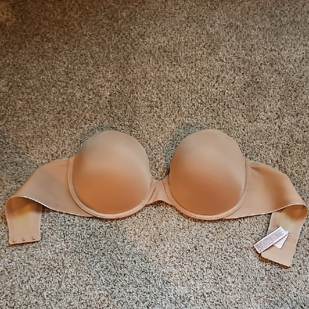 Brand New Victoria's Secret Tan Nuede Strapless Bra 34D